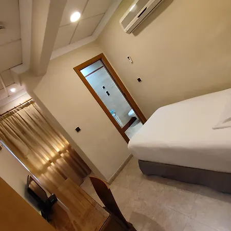 Hostal Moreno Silla Esterno foto